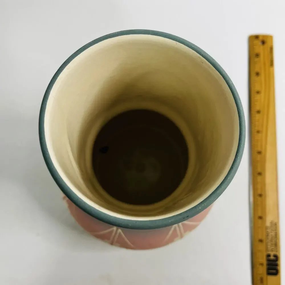 sioux pottery vase signed high‎ elk 9 inches blue pink white